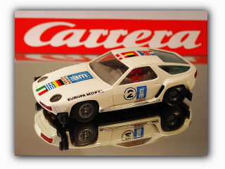 88431-Porsche 928 Europamoebel - linke Seite.jpg